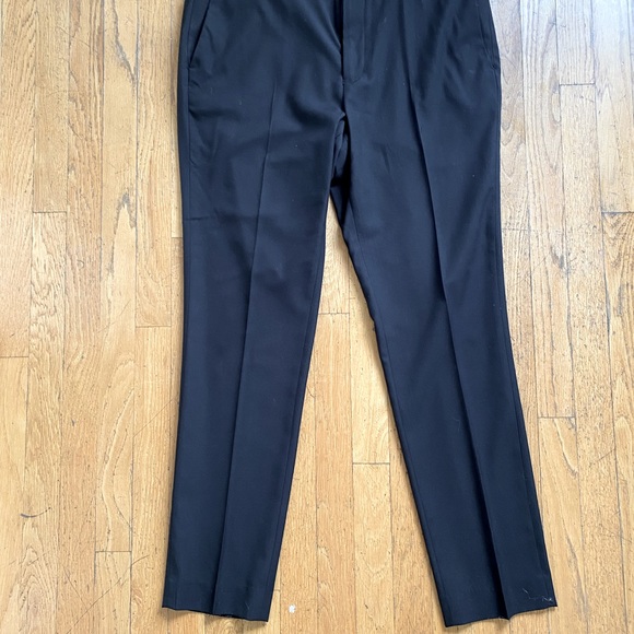 Topman black suit. Jacket is 42R. Pants are 36w x 30l. - Picture 4 of 4